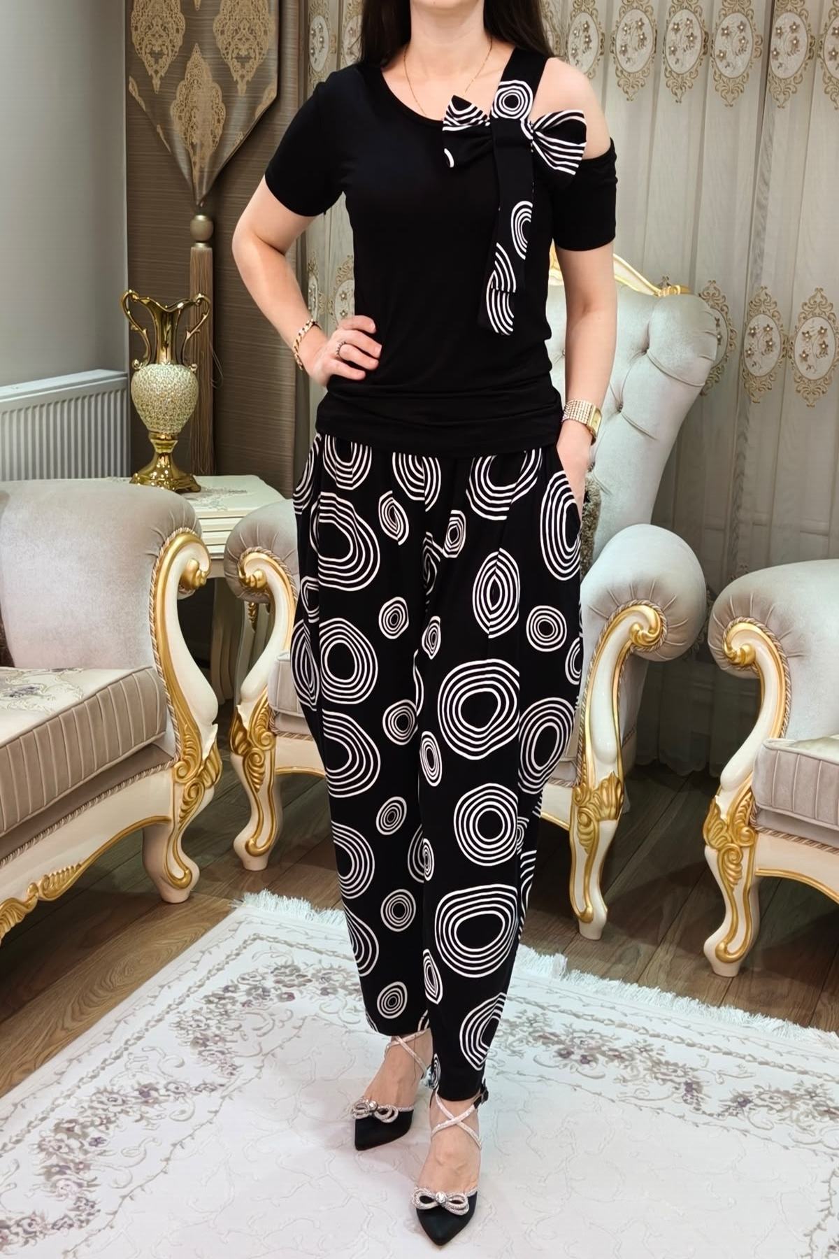 Halka Desenli 2 Parça Şalvar Takımı